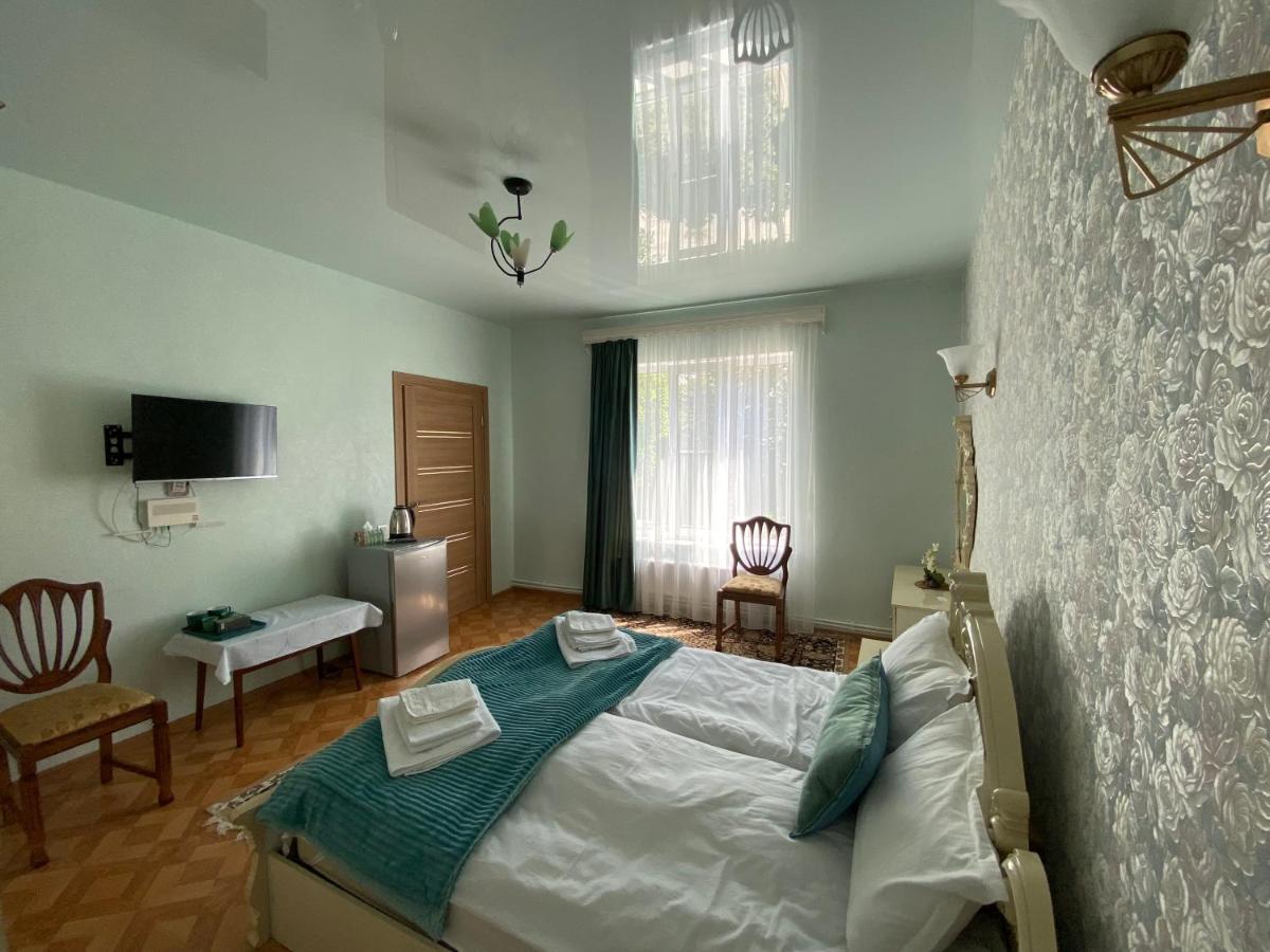 Hestia Hotel Gjoemri Buitenkant foto